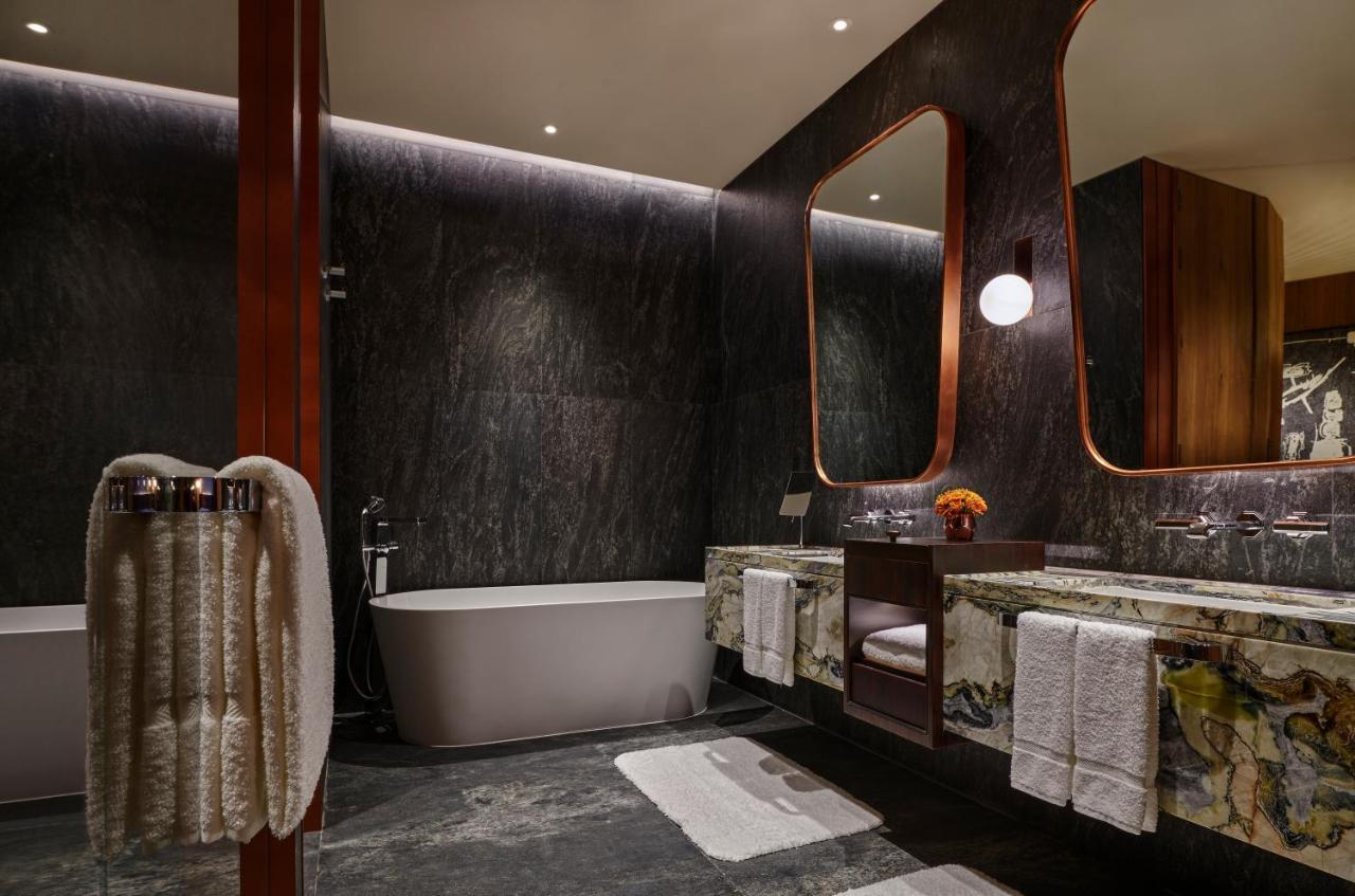 Mumian Beijing Daxing International Airport, Part Of Hyatt Hotel Екстериор снимка Bathroom