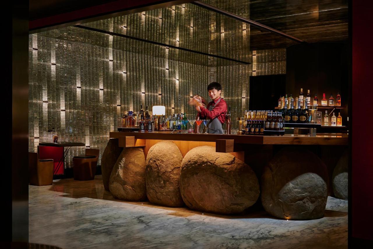 Mumian Beijing Daxing International Airport, Part Of Hyatt Hotel Екстериор снимка The bar at the hotel