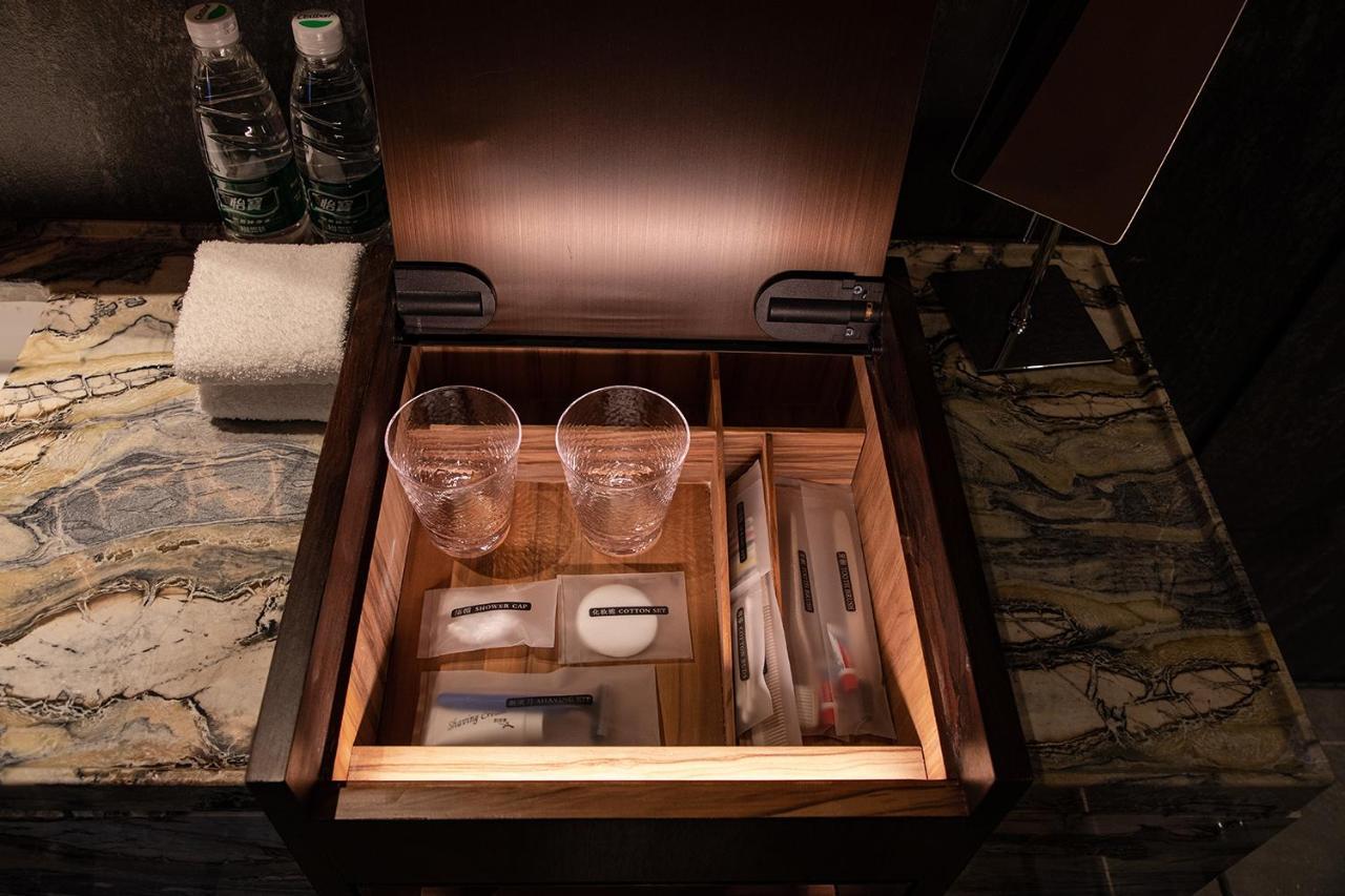 Mumian Beijing Daxing International Airport, Part Of Hyatt Hotel Екстериор снимка A drawer with a built-in light