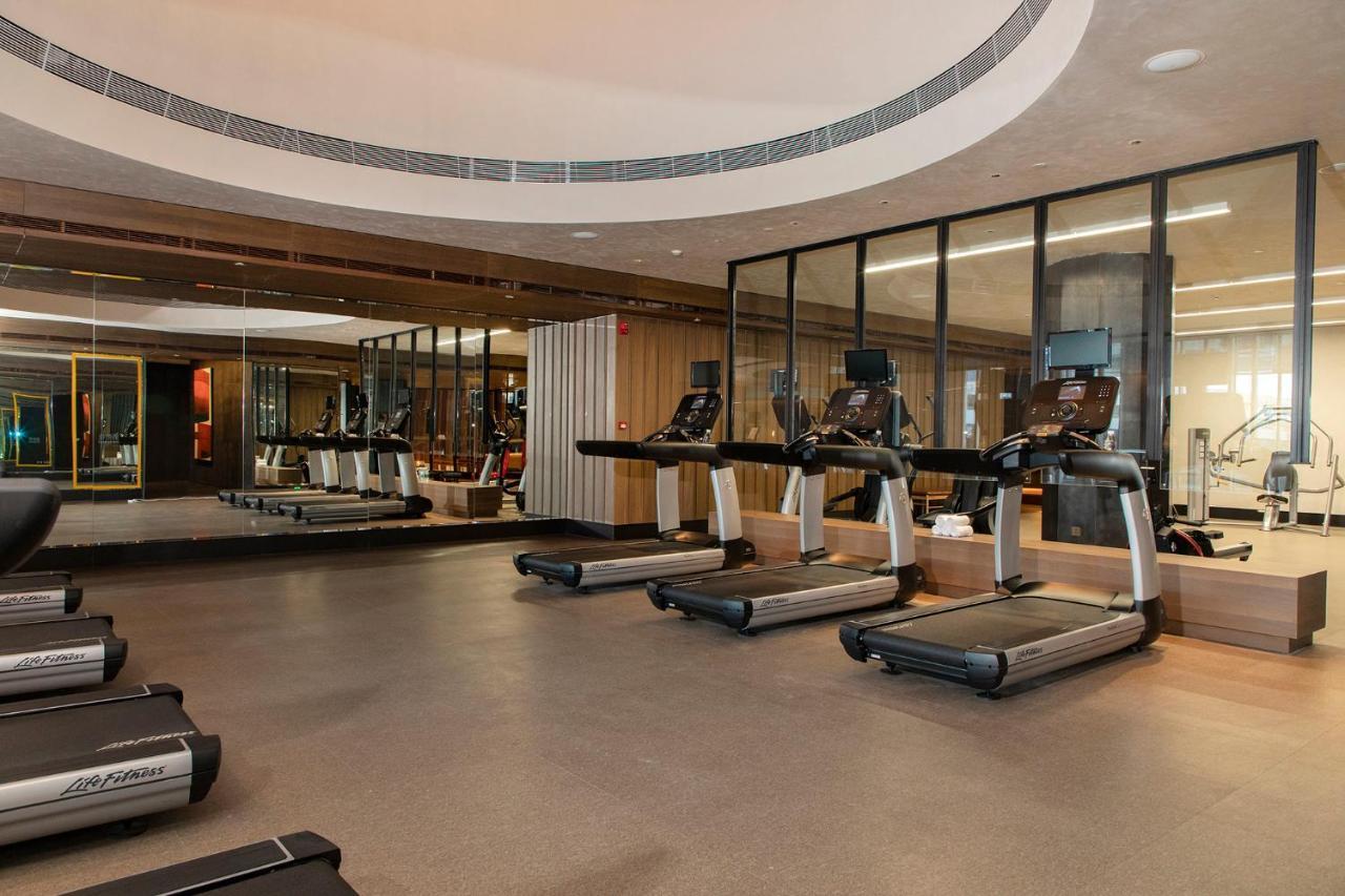 Mumian Beijing Daxing International Airport, Part Of Hyatt Hotel Екстериор снимка The gym at the hotel