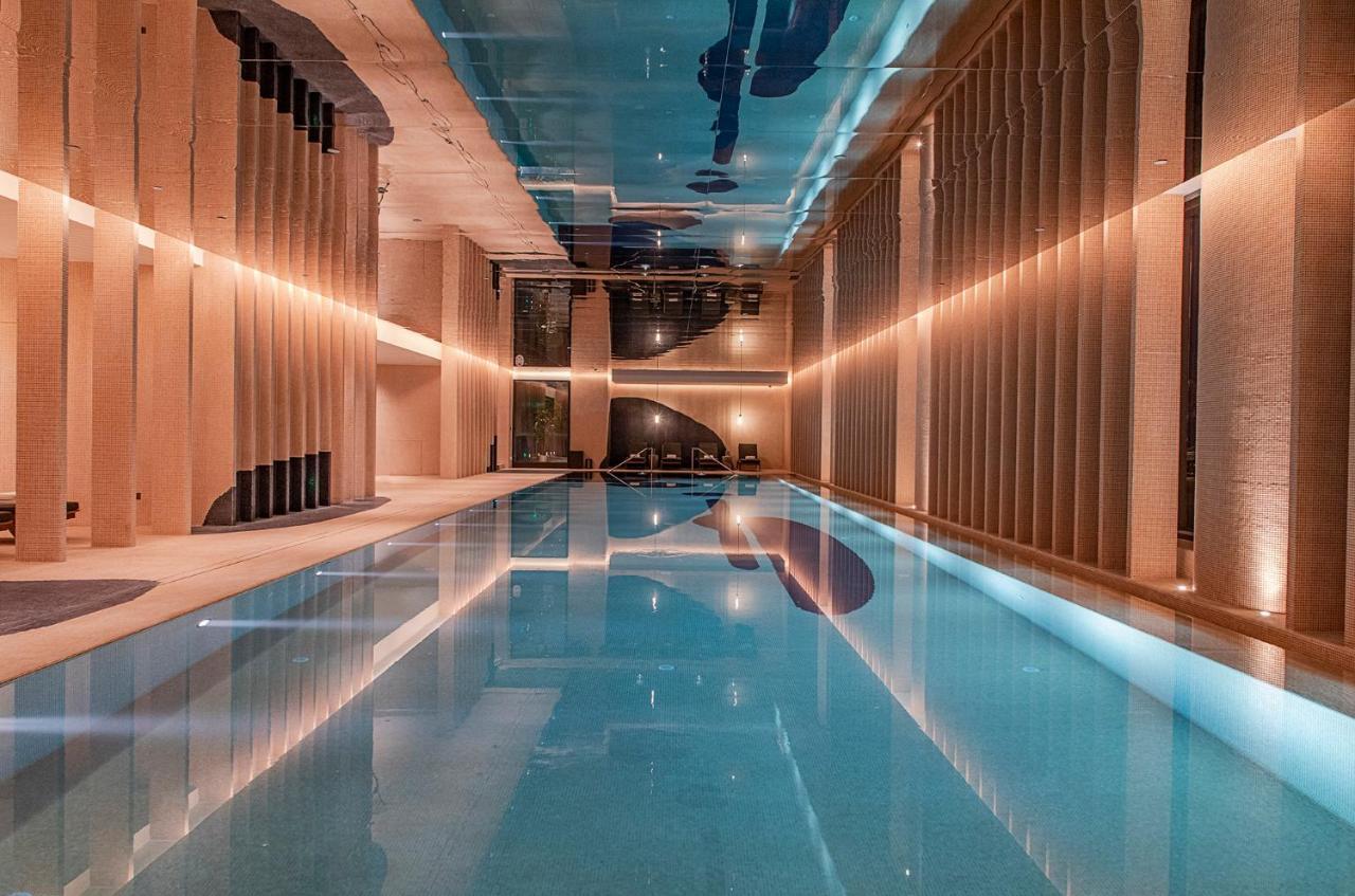 Mumian Beijing Daxing International Airport, Part Of Hyatt Hotel Екстериор снимка The pool at The Standard London