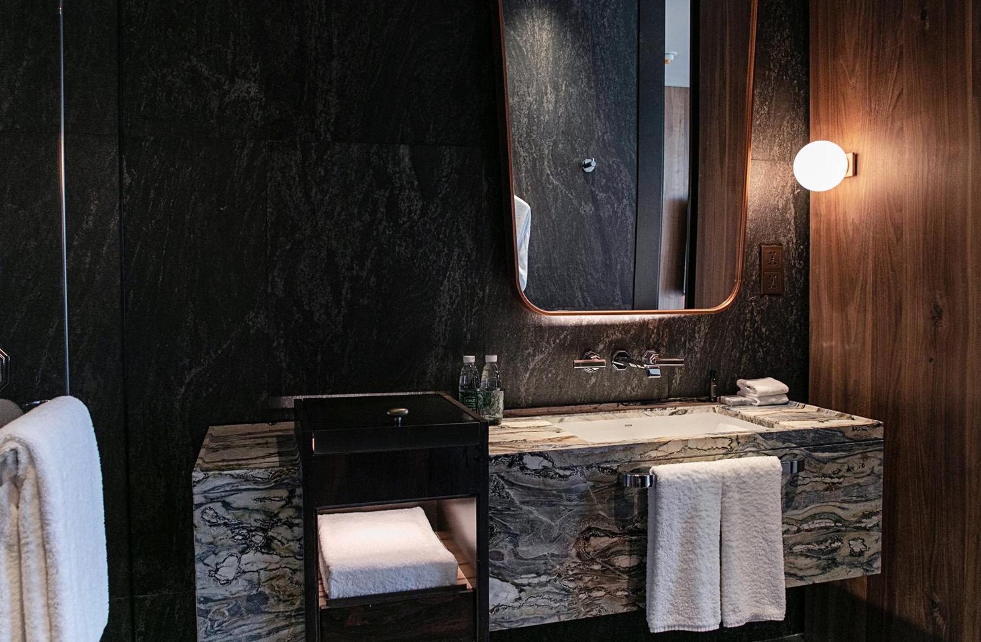 Mumian Beijing Daxing International Airport, Part Of Hyatt Hotel Екстериор снимка Bathroom